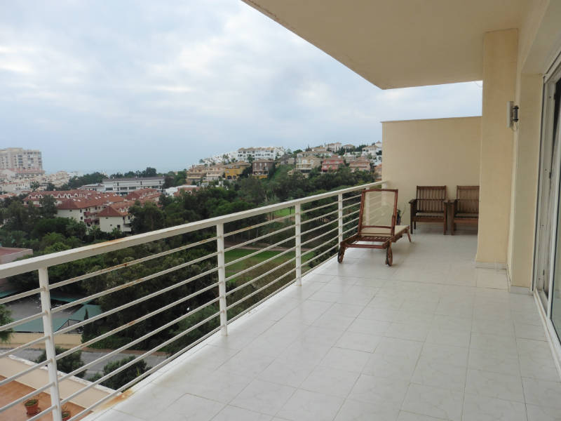 PENTHOUSE WITH SEA VIEWS, Benalmadena Costa, BENALMADENA. 3 Bedrooms Penthouse