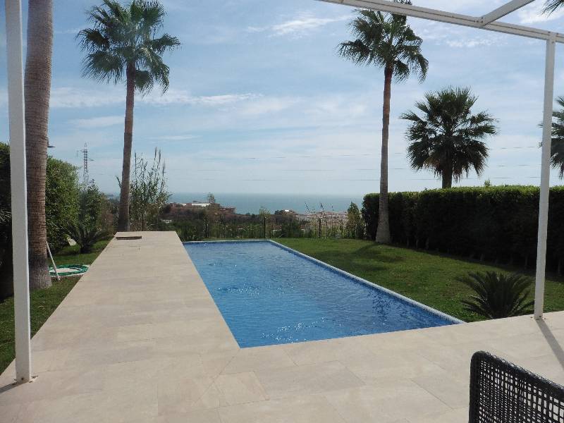 modern style in higuer&oacute;n Villa, Benalmadena Costa. 4 Bedrooms Villa