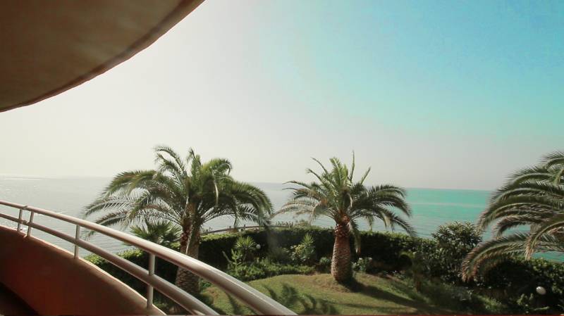 BEACHFRONT APARTMENT, Benalmadena Costa, benalmadena. 3 Bedrooms Apartment